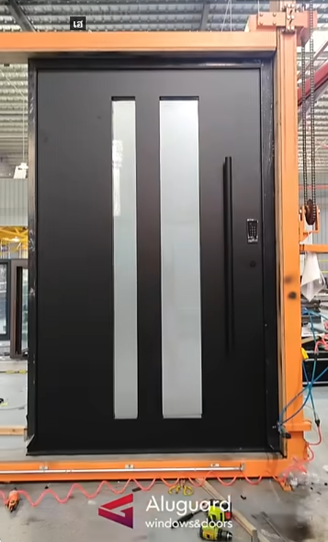 Aluminum Panel Triple Glass Pivot Door