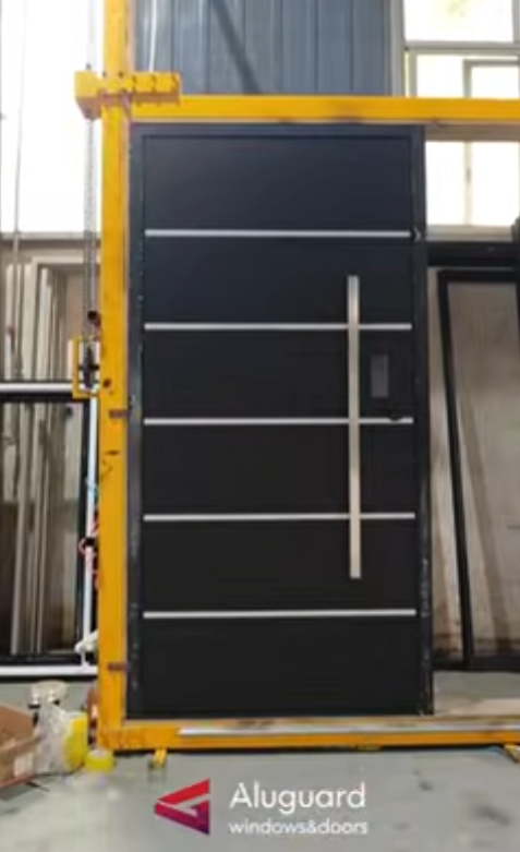 Modern Aluminum Entrance Doors with Aluminum strip decoration